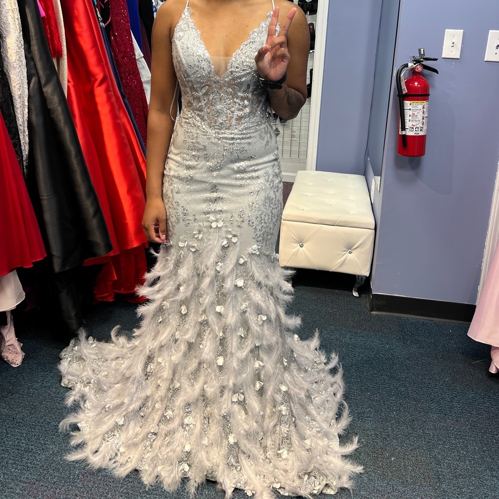 Gorgeous sexy but classy DRESS can be for wedding, birthday, prom, etc